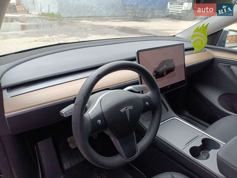 Внедорожник / Кроссовер Tesla Model Y 2024 в Виннице