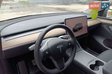 Внедорожник / Кроссовер Tesla Model Y 2024 в 