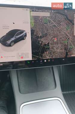Внедорожник / Кроссовер Tesla Model Y 2024 в 