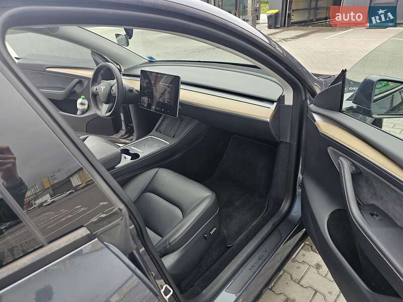 Внедорожник / Кроссовер Tesla Model Y 2023 в Виннице фото 30 Внедорожник / Кроссовер Tesla Model Y 2023 в Виннице