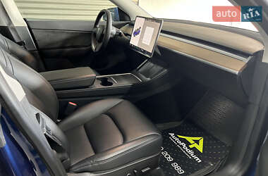 Внедорожник / Кроссовер Tesla Model Y 2021 в 