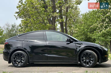 Внедорожник / Кроссовер Tesla Model Y 2023 в 