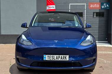 Внедорожник / Кроссовер Tesla Model Y 2022 в 