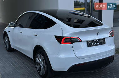 Внедорожник / Кроссовер Tesla Model Y 2023 в 