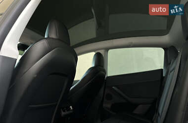 Внедорожник / Кроссовер Tesla Model Y 2023 в 