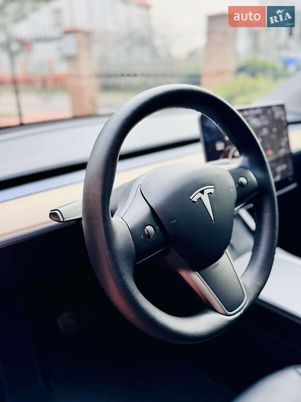 Позашляховик / Кросовер Tesla Model Y 2021 в Одесі
