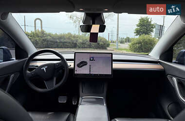 Внедорожник / Кроссовер Tesla Model Y 2021 в 
