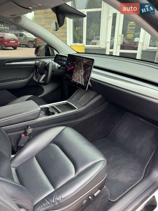 Позашляховик / Кросовер Tesla Model Y 2021 в Сумах
