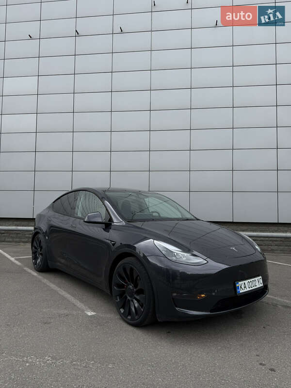 Внедорожник / Кроссовер Tesla Model Y 2024 в 