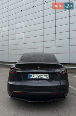 Внедорожник / Кроссовер Tesla Model Y 2024 в 