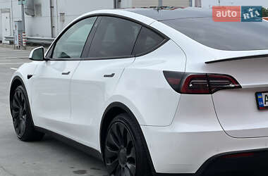 Внедорожник / Кроссовер Tesla Model Y 2022 в 