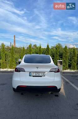 Внедорожник / Кроссовер Tesla Model Y 2021 в 
