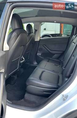 Внедорожник / Кроссовер Tesla Model Y 2021 в 
