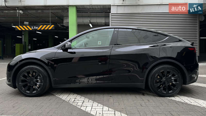 Внедорожник / Кроссовер Tesla Model Y 2023 в Киеве