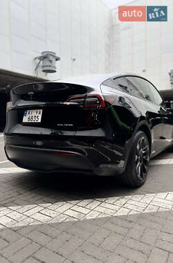 Внедорожник / Кроссовер Tesla Model Y 2023 в Киеве