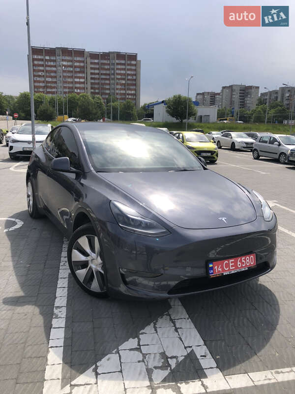 Позашляховик / Кросовер Tesla Model Y 2023 в Львові
