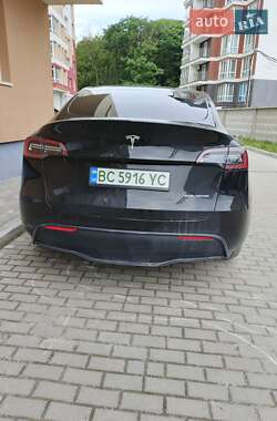 Внедорожник / Кроссовер Tesla Model Y 2021 в 