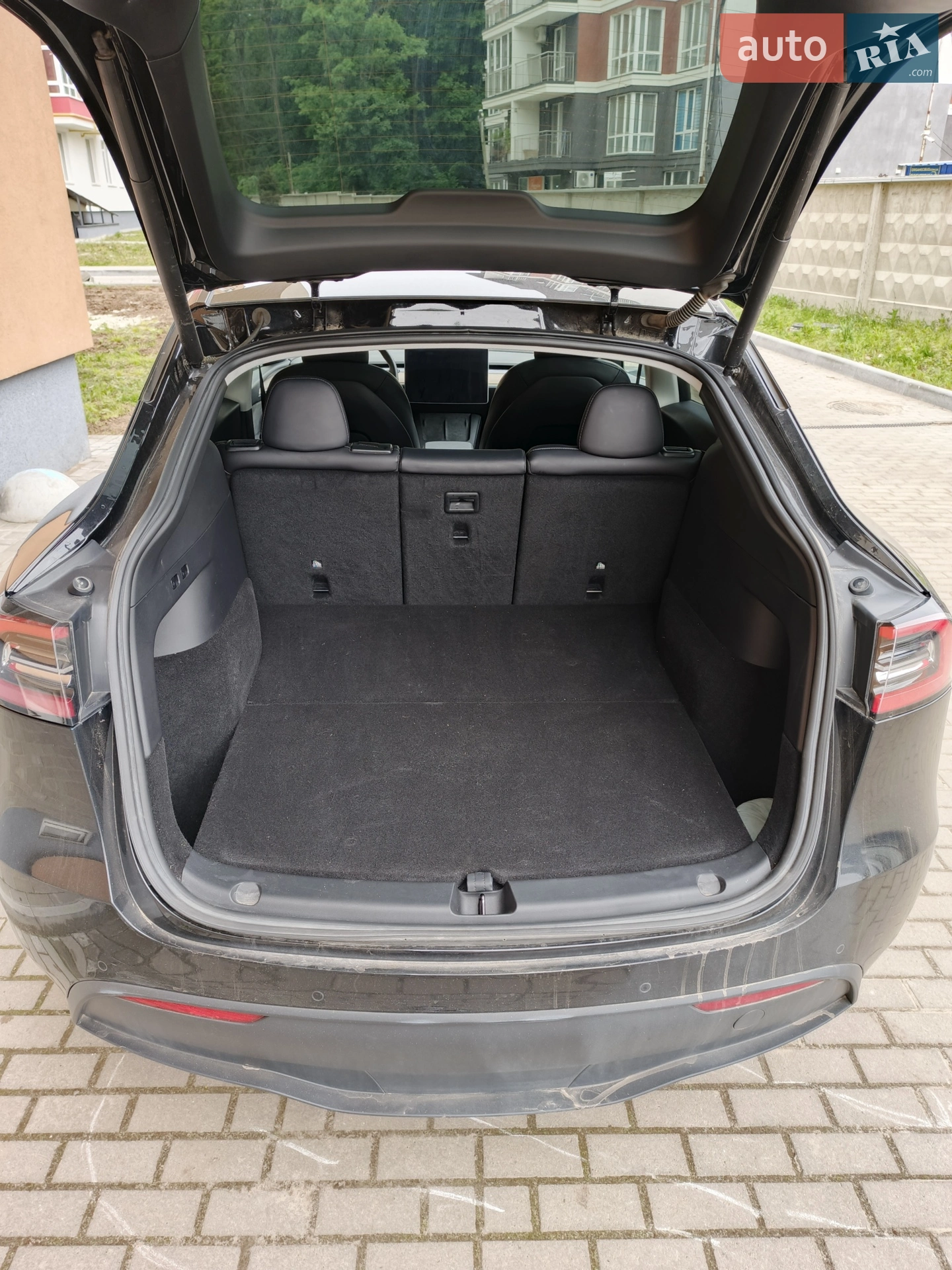 2021 Tesla Model Y - мініатюра 12