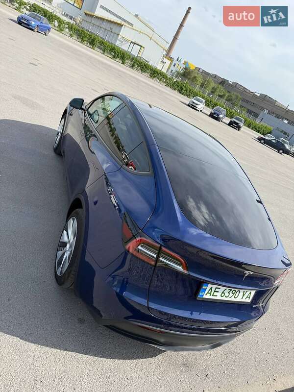 Внедорожник / Кроссовер Tesla Model Y 2023 в Днепре