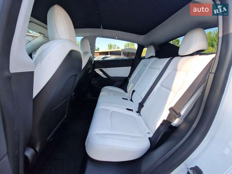 Внедорожник / Кроссовер Tesla Model Y 2022 в Днепре фото 25 Внедорожник / Кроссовер Tesla Model Y 2022 в Днепре
