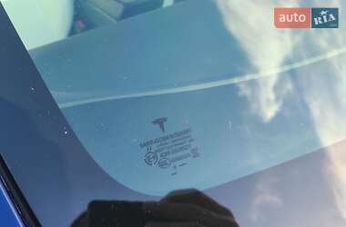 Позашляховик / Кросовер Tesla Model Y 2020 в 