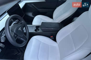 Внедорожник / Кроссовер Tesla Model Y 2023 в 