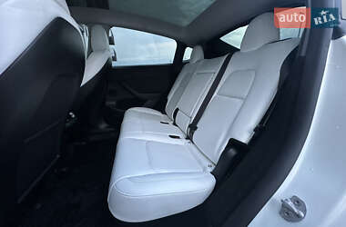 Внедорожник / Кроссовер Tesla Model Y 2023 в 