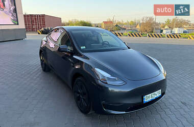 Внедорожник / Кроссовер Tesla Model Y 2024 в 