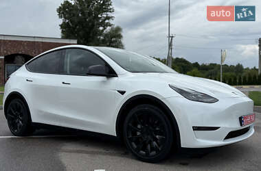 Внедорожник / Кроссовер Tesla Model Y 2023 в 