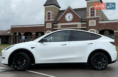 Внедорожник / Кроссовер Tesla Model Y 2023 в 