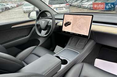 Позашляховик / Кросовер Tesla Model Y 2022 в 