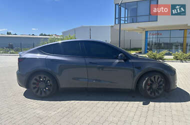 Внедорожник / Кроссовер Tesla Model Y 2023 в 