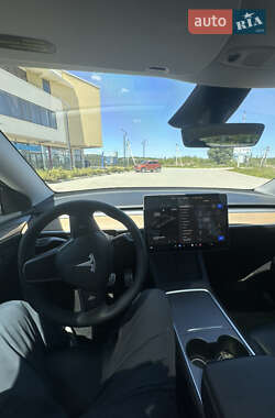 Внедорожник / Кроссовер Tesla Model Y 2023 в 