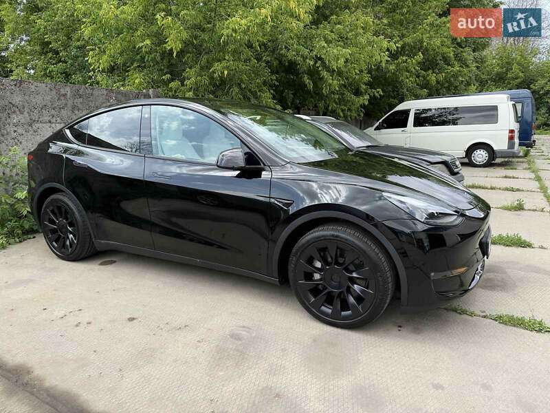 Внедорожник / Кроссовер Tesla Model Y 2023 в Киеве фото 2 Внедорожник / Кроссовер Tesla Model Y 2023 в Киеве