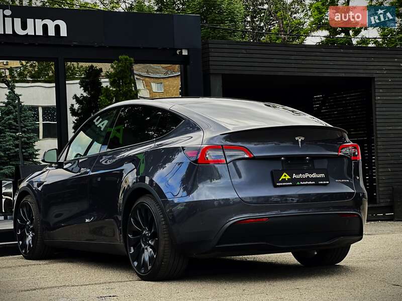Внедорожник / Кроссовер Tesla Model Y 2022 в Киеве