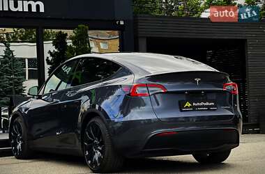Внедорожник / Кроссовер Tesla Model Y 2022 в 