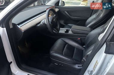Позашляховик / Кросовер Tesla Model Y 2021 в 