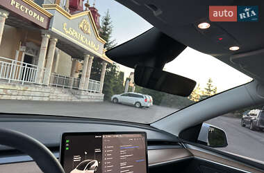 Внедорожник / Кроссовер Tesla Model Y 2023 в 
