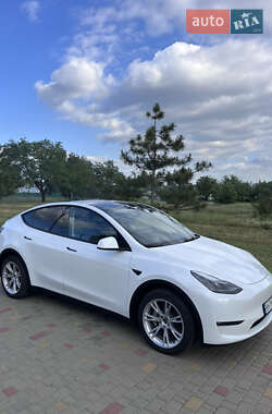 Внедорожник / Кроссовер Tesla Model Y 2023 в 