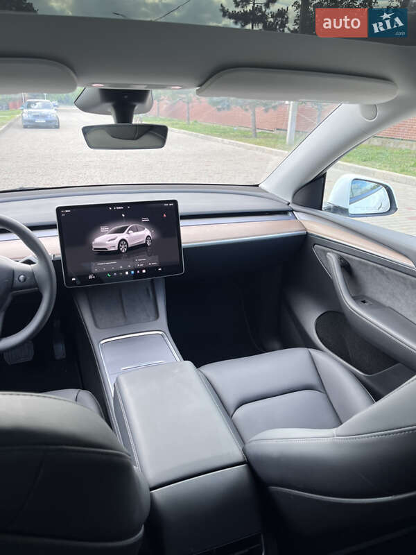Внедорожник / Кроссовер Tesla Model Y 2023 в Измаиле фото 19 Внедорожник / Кроссовер Tesla Model Y 2023 в Измаиле