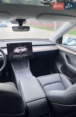 Внедорожник / Кроссовер Tesla Model Y 2023 в 