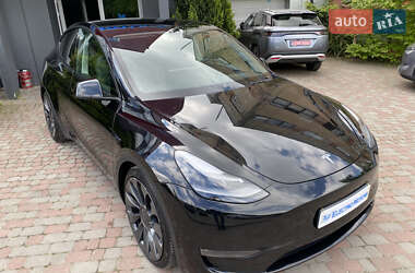 Внедорожник / Кроссовер Tesla Model Y 2021 в 