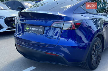 Позашляховик / Кросовер Tesla Model Y 2023 в 