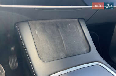 Позашляховик / Кросовер Tesla Model Y 2023 в 