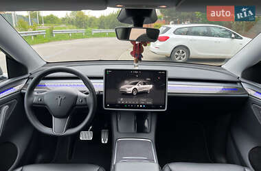 Внедорожник / Кроссовер Tesla Model Y 2023 в 