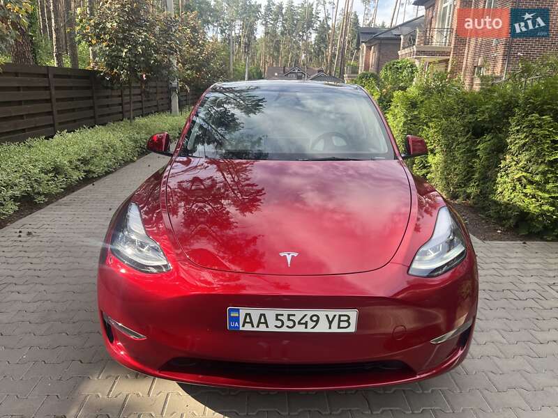 Внедорожник / Кроссовер Tesla Model Y 2024 в Киеве