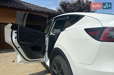 Позашляховик / Кросовер Tesla Model Y 2022 в 