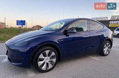 Внедорожник / Кроссовер Tesla Model Y 2023 в 