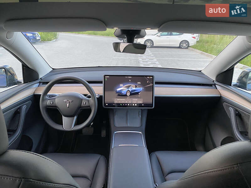 Внедорожник / Кроссовер Tesla Model Y 2023 в Львове