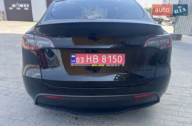 Позашляховик / Кросовер Tesla Model Y 2022 в 